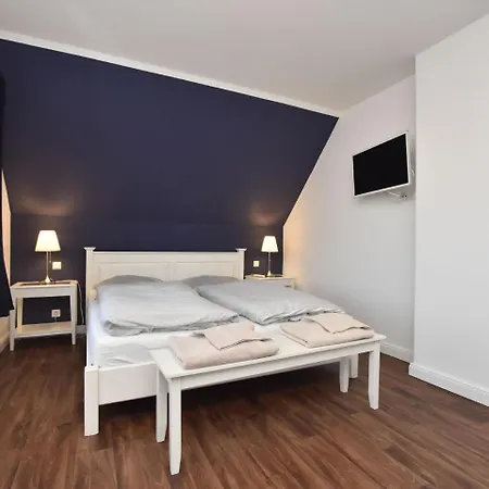 Scenic Holiday In Roggow With Private Terrace Ferienhaus Rerik