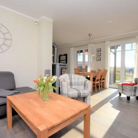 Ferienhaus Scenic Holiday In Roggow With Private Terrace Rerik